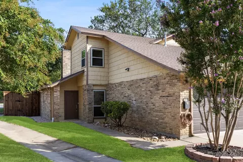 2222 Jackson Cir, Carrollton, TX 75006