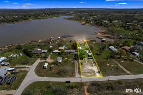 298 Osage Cir, Henrietta, TX 76365