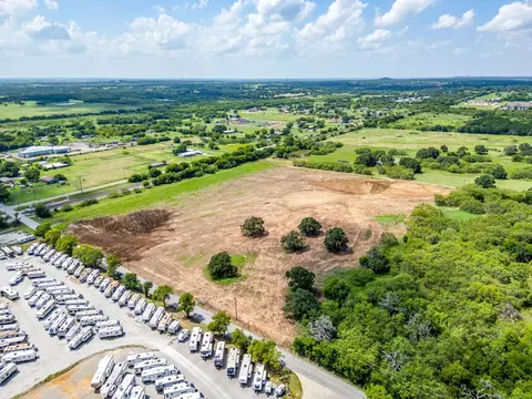 200 W Indian Hills Rd, Joshua, TX 76058