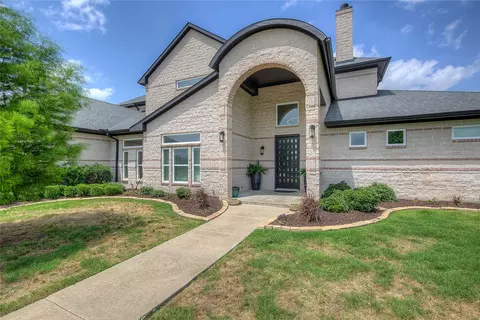 18133 Grandview Dr, Forney, TX 75126