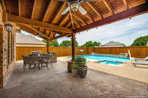 10435 Hay Meadow Dr, Frisco, TX 75033