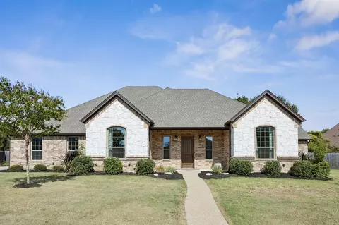 1109 Cottonwood Ct, Cleburne, TX 76033