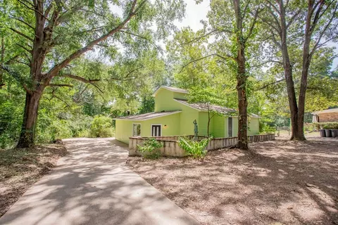 1615 Ginger Dr, Hideaway, TX 75771