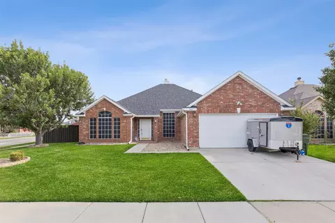 301 Hudson Falls Dr, Arlington, TX 76002