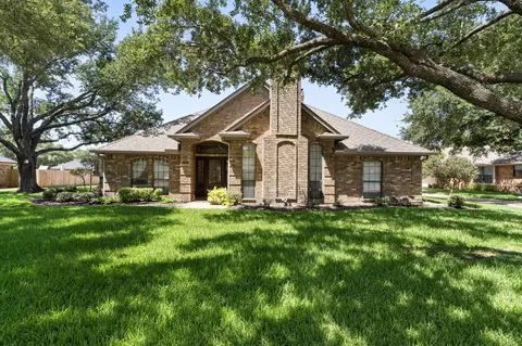 2503 Saint Andrews Dr, Ennis, TX 75119