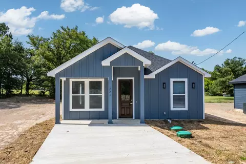 231 Harris Blvd, Malakoff, TX 75148