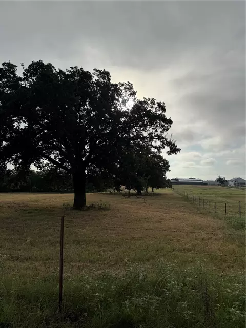 751 County Road 1670, Alvord, TX 76225