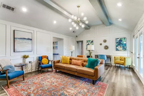 1522 N Valley Pkwy, Lewisville, TX 75077