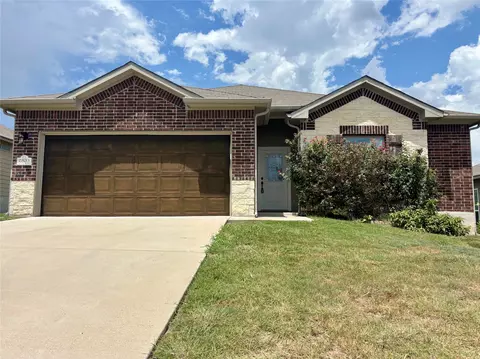2320 Vicksburg Ln, Temple, TX 76504
