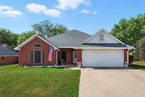 509 Amy Jo Cir, Aubrey, TX 76227