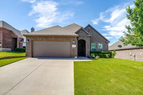 11313 Early Creek Ln, Fort Worth, TX 76108