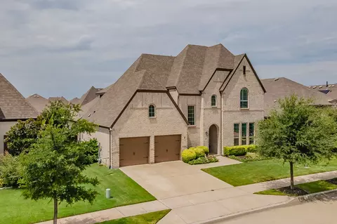 7524 Pondview Ln, Fort Worth, TX 76123