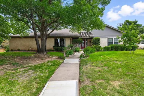 603 Bent Tree Ct, Euless, TX 76039