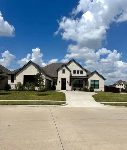 841 Lemmon Ln, Forney, TX 75126