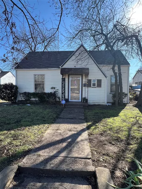 600 E Robert St, Fort Worth, TX 76104