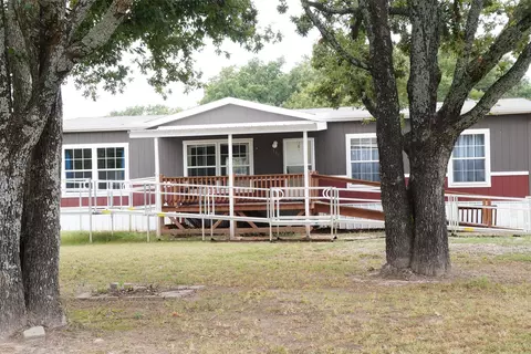 137 Tres Lagos Blvd, Gun Barrel City, TX 75156