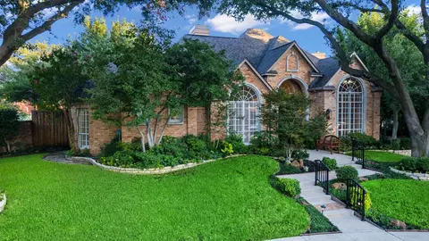 5100 Sunningdale Ct, Plano, TX 75093
