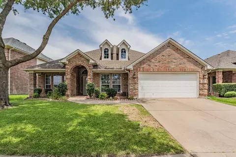 1020 Boscombe Ct, Grand Prairie, TX 75052