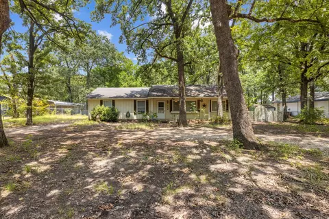 112 Pierce Dr, Mabank, TX 75156