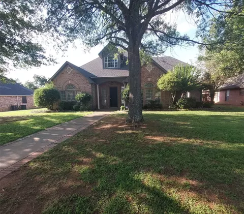5355 Brittany Ln, Reno, TX 75462