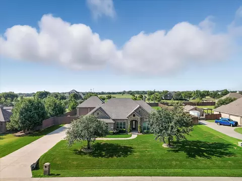 6420 Kingston Dr, Midlothian, TX 76065