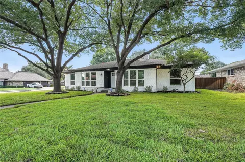 4303 Blackheath Rd, Dallas, TX 75227