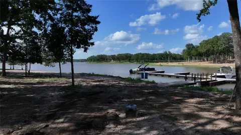13110 Sunrise Cir, Malakoff, TX 75148