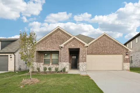 9633 Rattlesnake Trl, Fort Worth, TX 76123
