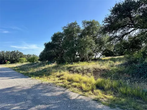 825 Sextant Cir, Brownwood, TX 76801
