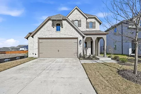 817 Stone Grove Rd, Lavon, TX 75166