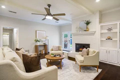 1940 Camden Way, Carrollton, TX 75007