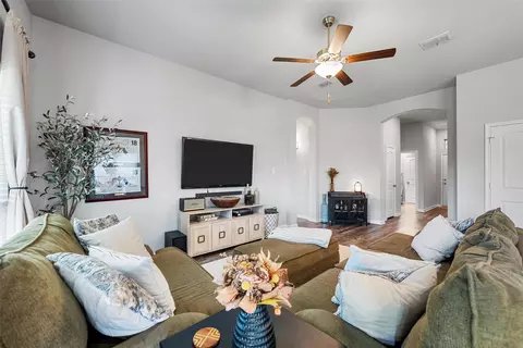 Living - 3209 Samson Dr, Lorena, TX 76655 photo 1 of 1