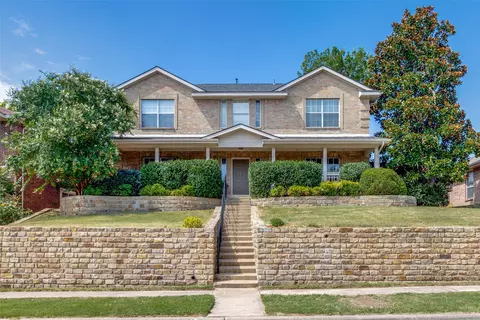2921 Creek Meadow Ln, Garland, TX 75040