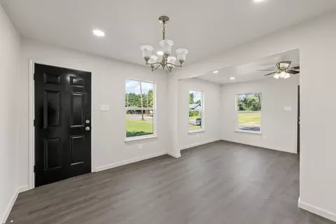 1205 E Calhoun Ave, Waco, TX 76704 photo 8