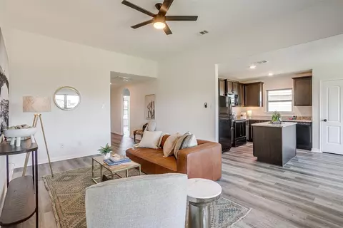 127 Yorktown Ct, Venus, TX 76084