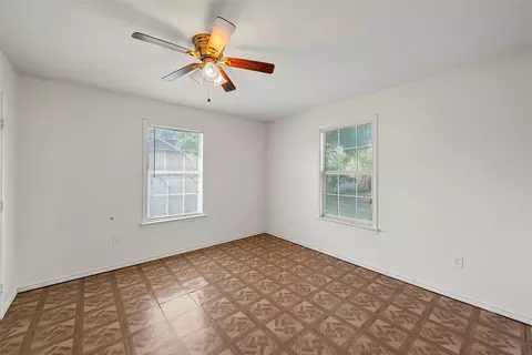 521 E Lee St, Waco, TX 76704 photo 9