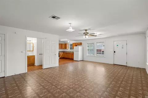 521 E Lee St, Waco, TX 76704 photo 4