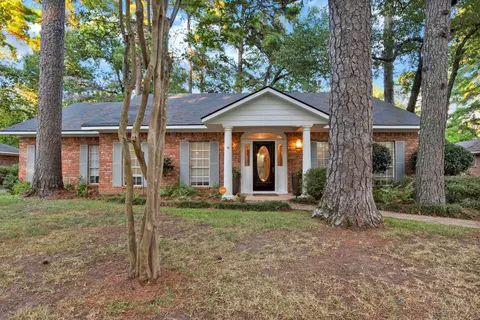555 N Marlborough Cir, Shreveport, LA 71106
