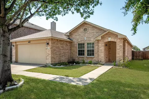 476 Eisenhower Ln, Lavon, TX 75166