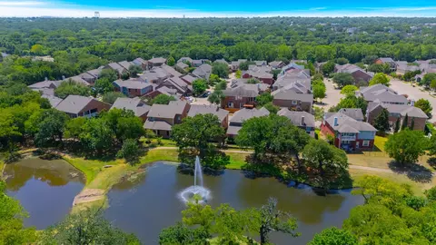 View/Area - 2207 Eagles Nest Dr, Euless, TX 76039 photo 2 of 2