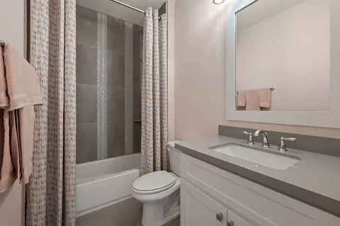 Bath - 11601 Rust Falls Rd, Argyle, TX 76226 photo 6 of 6