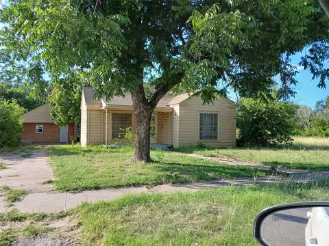 103 Miami St, Coleman, TX 76834