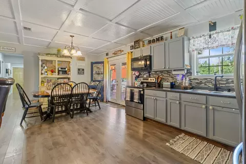 365 H Williams Rd, Gilmer, TX 75645