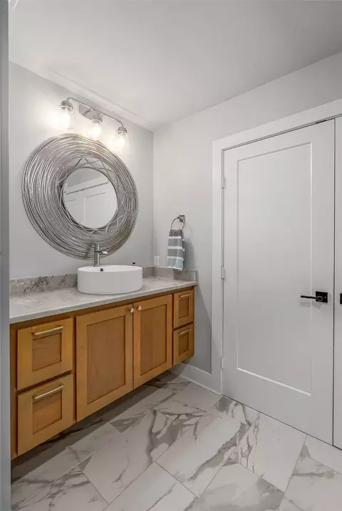 Bath - 128 Knott Dr, Many, LA 71449 photo 2 of 6