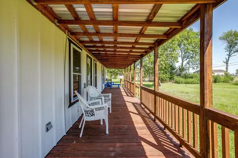 Exterior - 607 E Main St, Itasca, TX 76055 photo 6 of 10