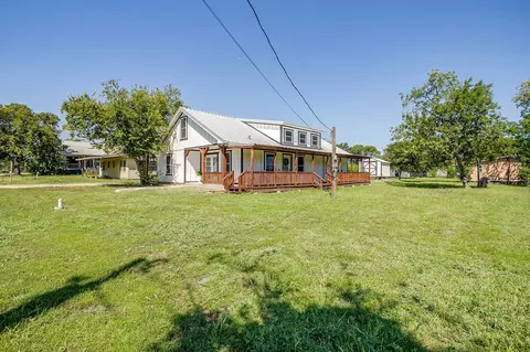 Exterior - 607 E Main St, Itasca, TX 76055 photo 10 of 10
