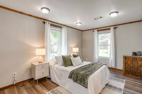 Bedroom - 607 E Main St, Itasca, TX 76055 photo 1 of 6