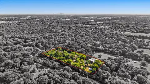 5544 Ranchero Ln, Dallas, TX 75236