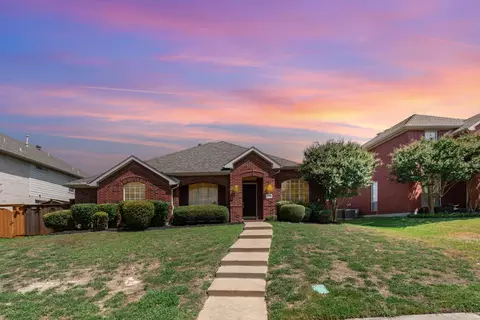4145 Silverthorne St, Richardson, TX 75082