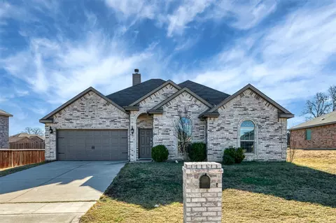3741 Cecelia Ln, Forest Hill, TX 76140